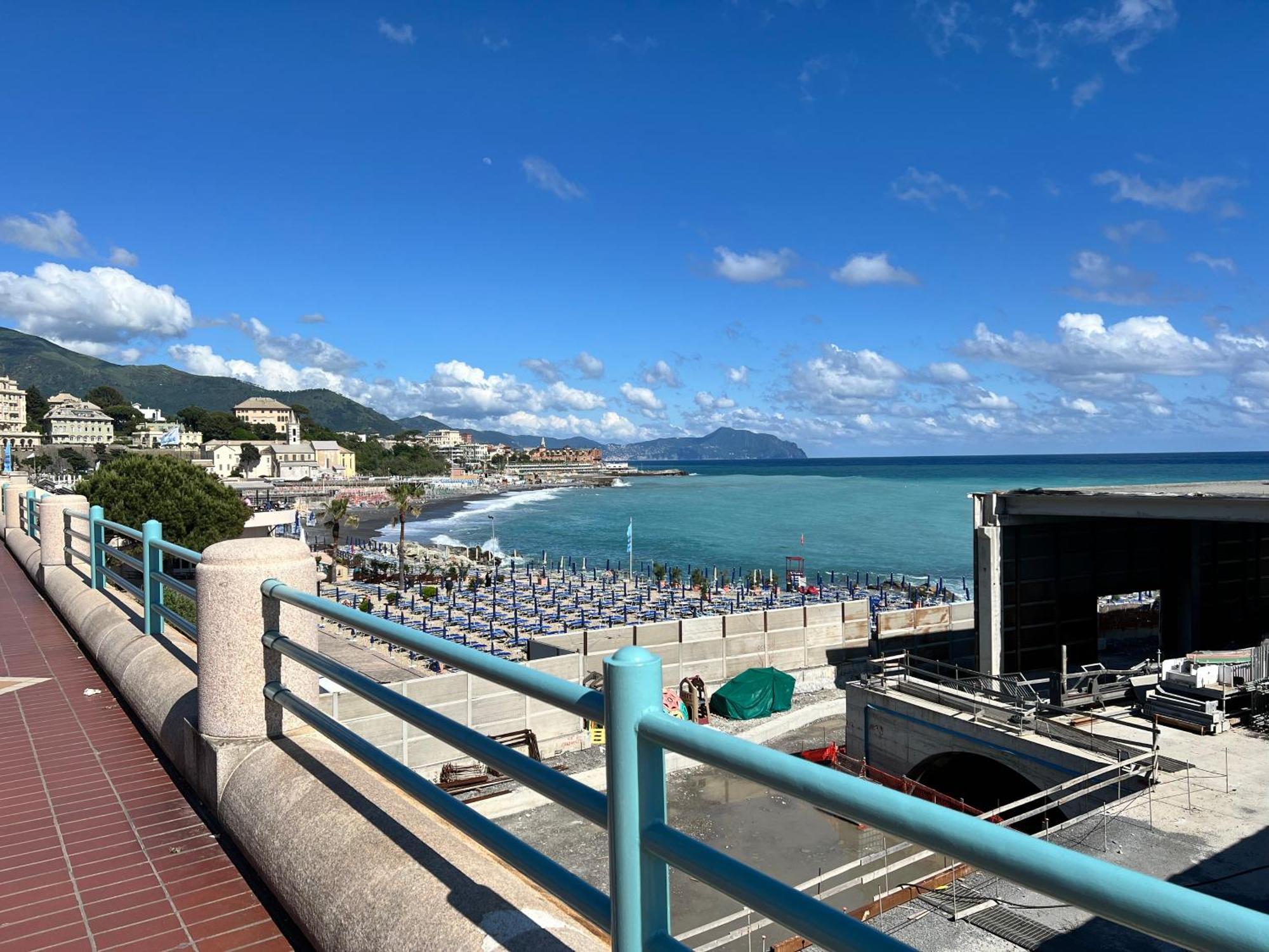 Appartamento A Genova Con Parcheggio Privato A Due Passi Dal Mare Екстериор снимка